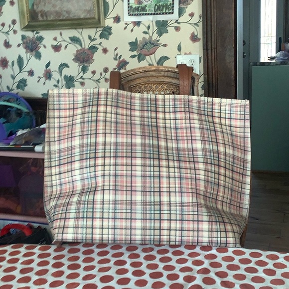 Pretty Pink Plaid Purse - Picture 2 of 8